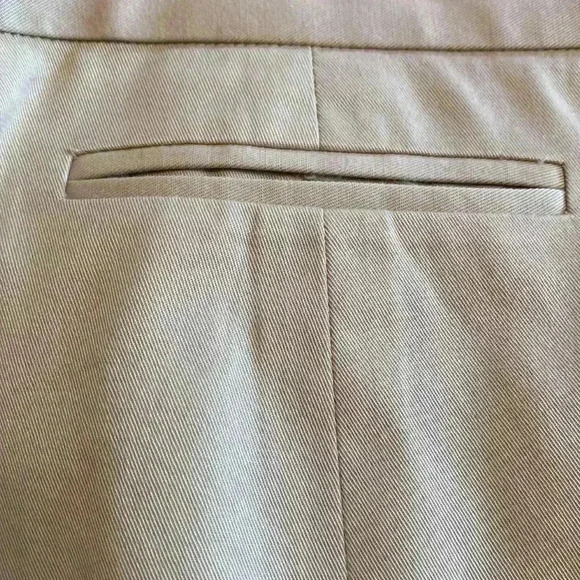 346 Brooks Brothers Stretch Khaki Beige Midi Skirt in Size 14. - Picture 3 of 9
